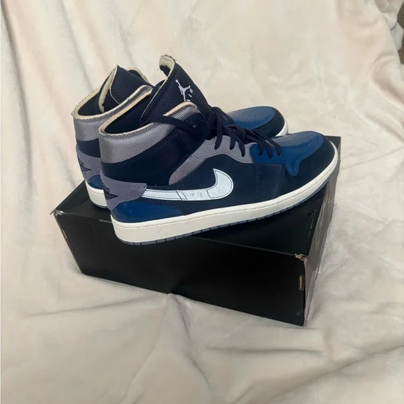 Air Jordan 1 Mid SE Craft- Size 12 Obsidian White/French Blue - Picture 2 of 12